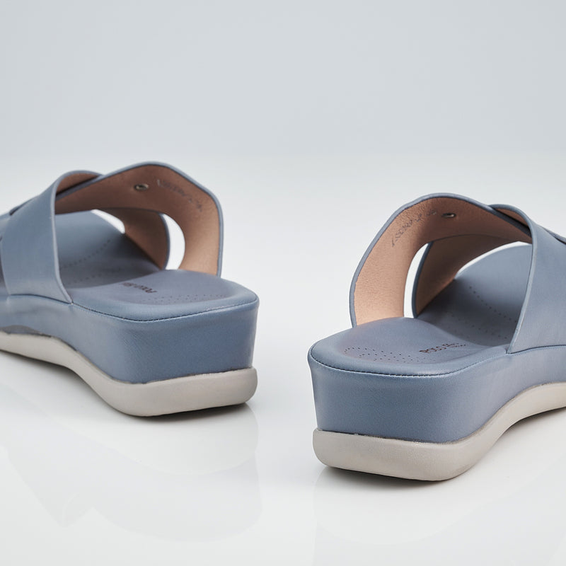 Load image into Gallery viewer, Ankle Strap Wedge Sandals
